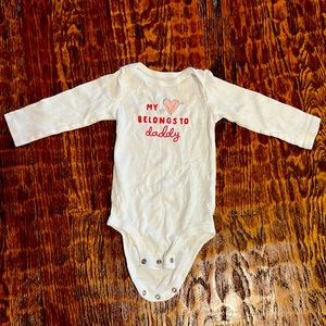 Valentine’s Long Sleeve Onsie “My Heart Belongs To Daddy” 9M